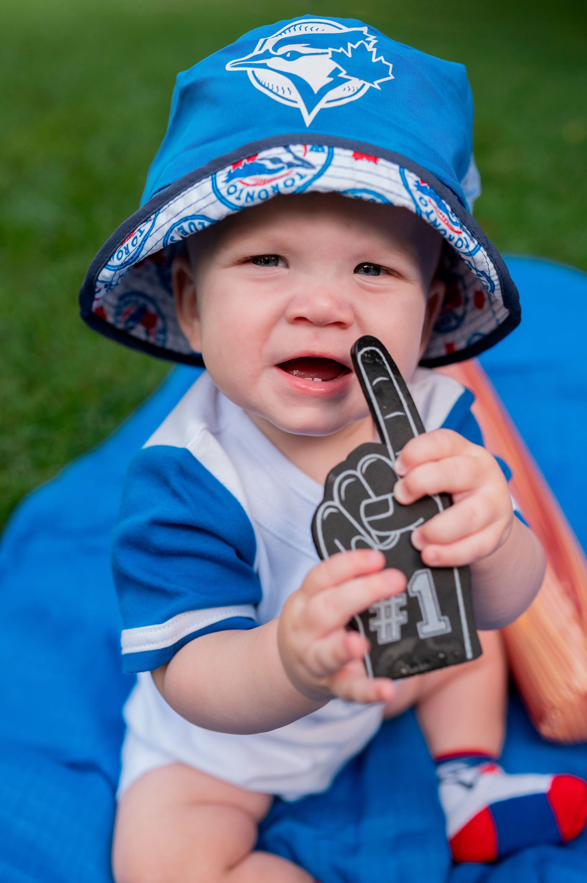 Gertex MLB Toronto Blue Jays Baby Reversible Bucket Hat